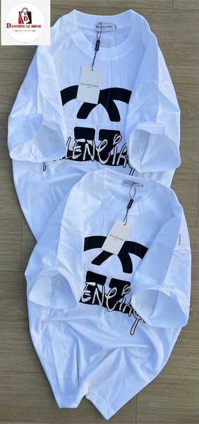 T-shirts blancs tendance