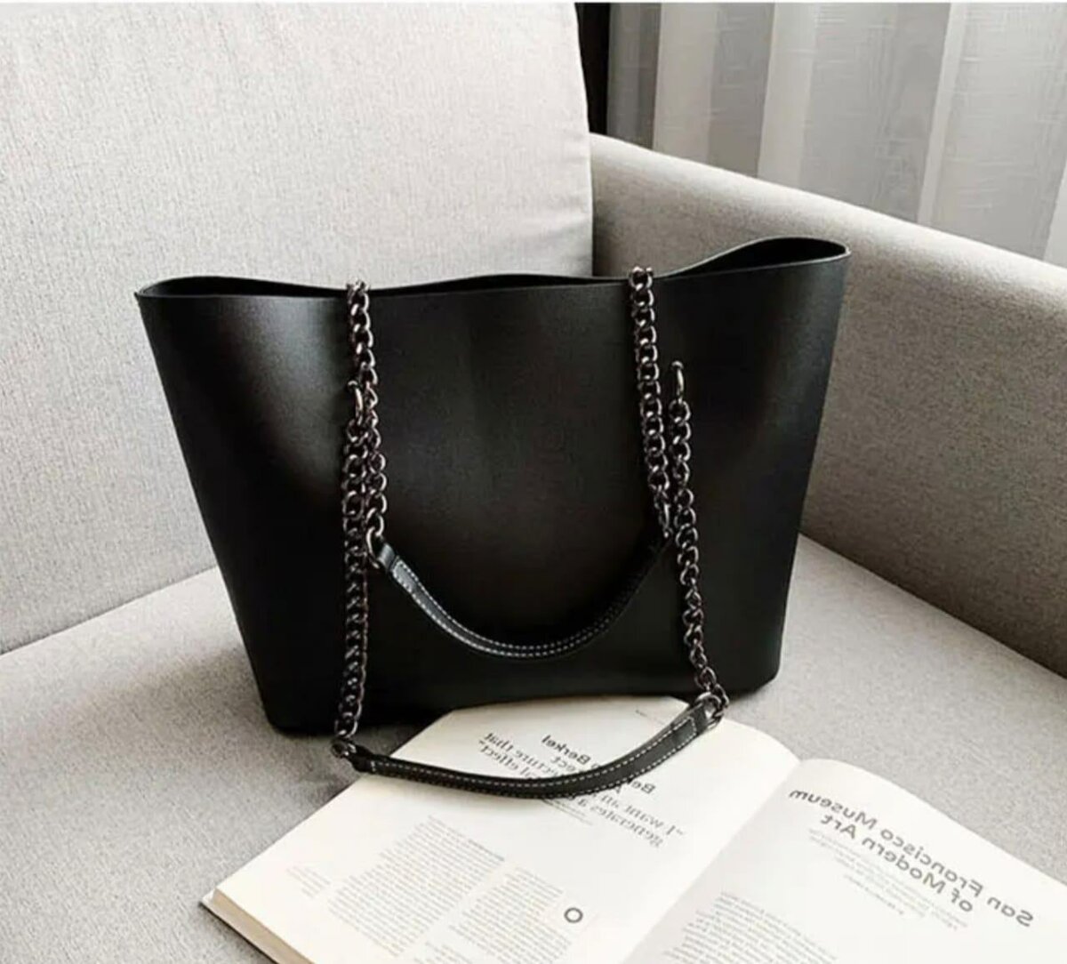 Sac élégant à chaîne