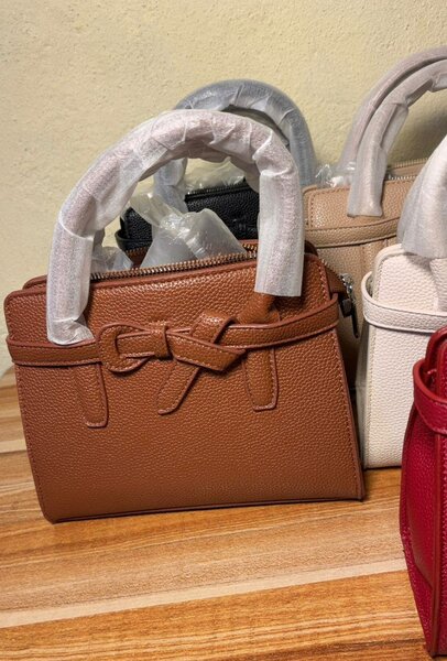 Sac à main élégant en cuir