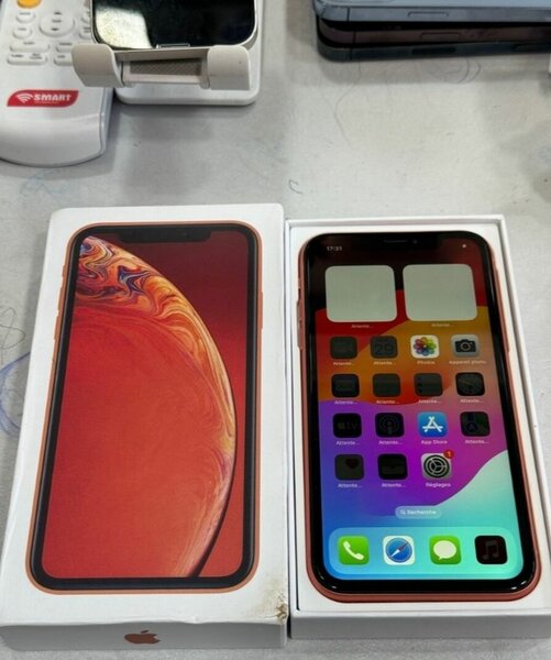iPhone XR 64 Go Corail