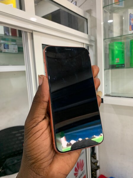 IPHONE XR