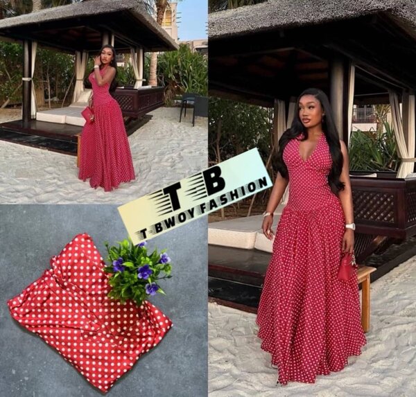 Robe longue rouge à pois