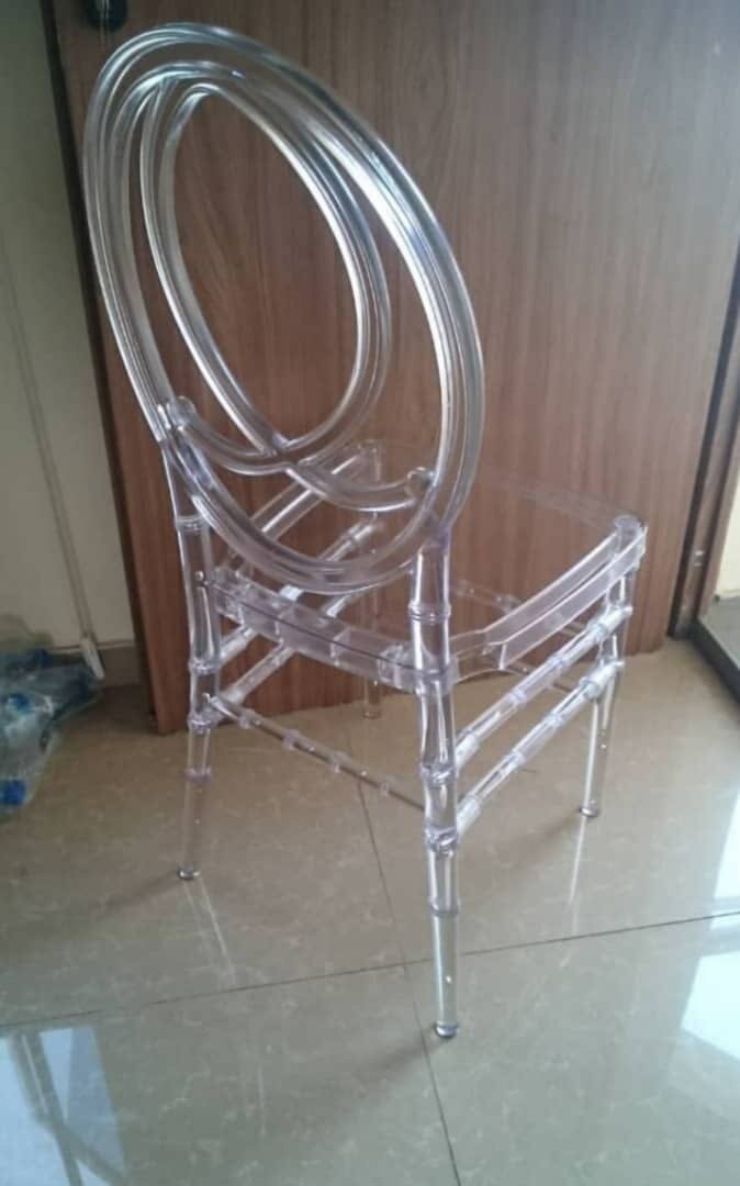 Crystal chivalry chair