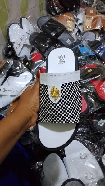 Sandales en cuir tendance