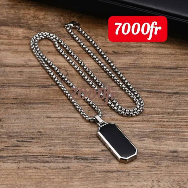 Collier Pendentif Minimaliste