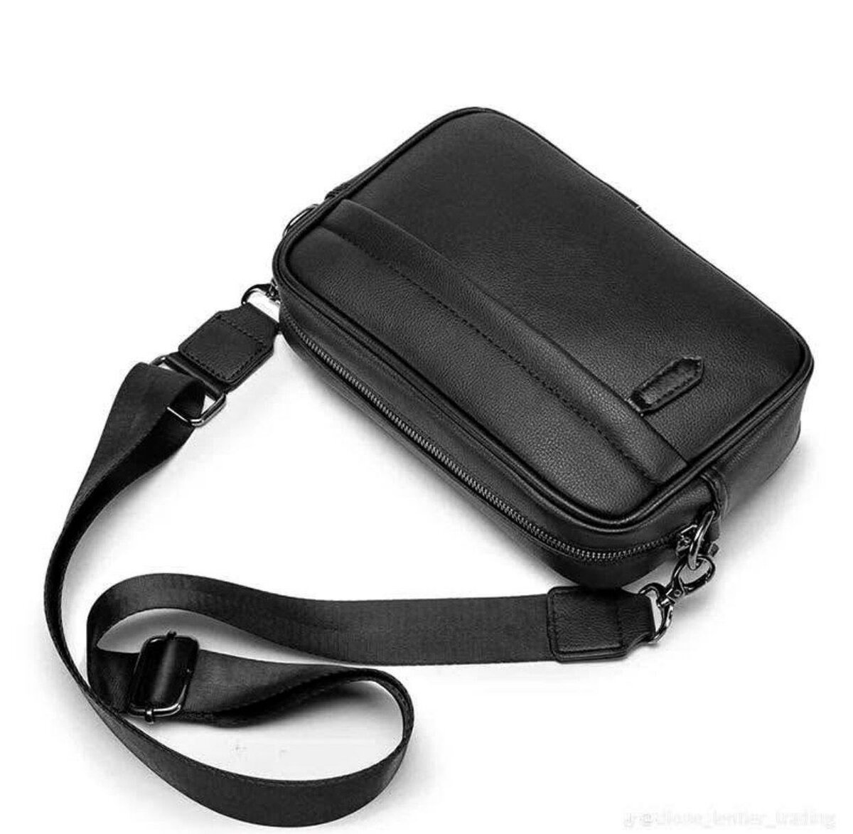 Sac bandoulière noir élégant