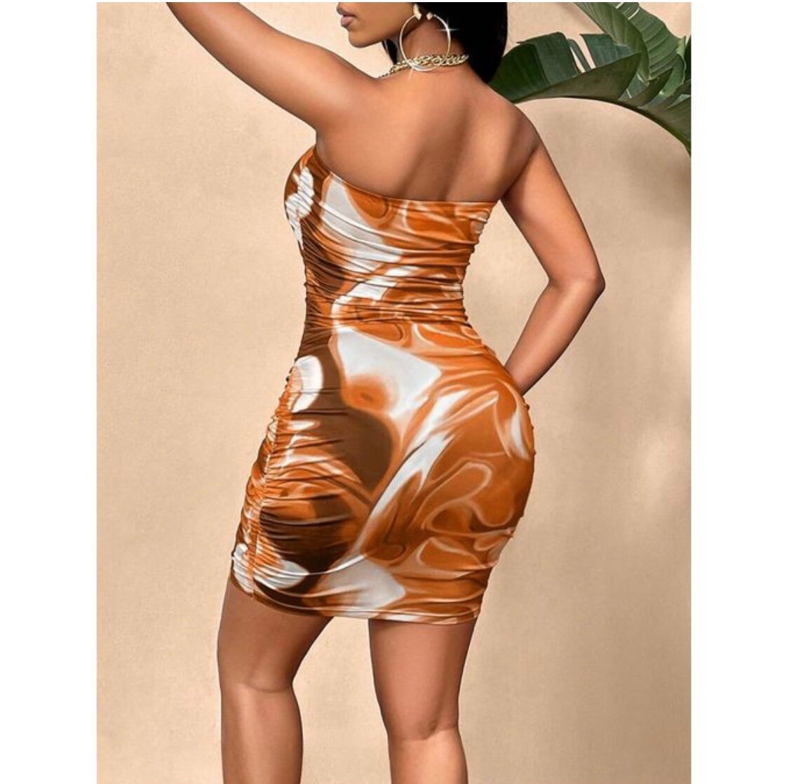 Robe moulante imprimée chic