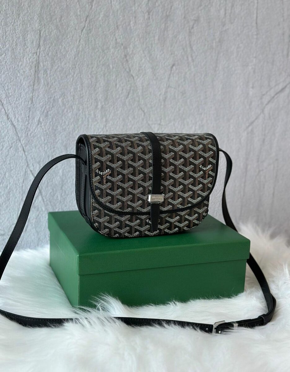 Sac bandoulière en cuir élégant