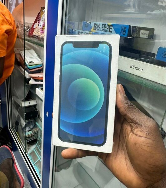 iPhone 12 - Smartphone