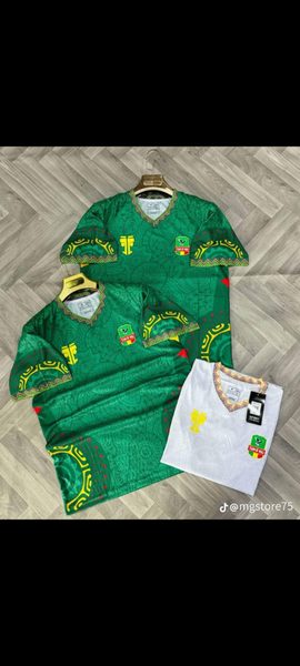 Maillots de football colorés