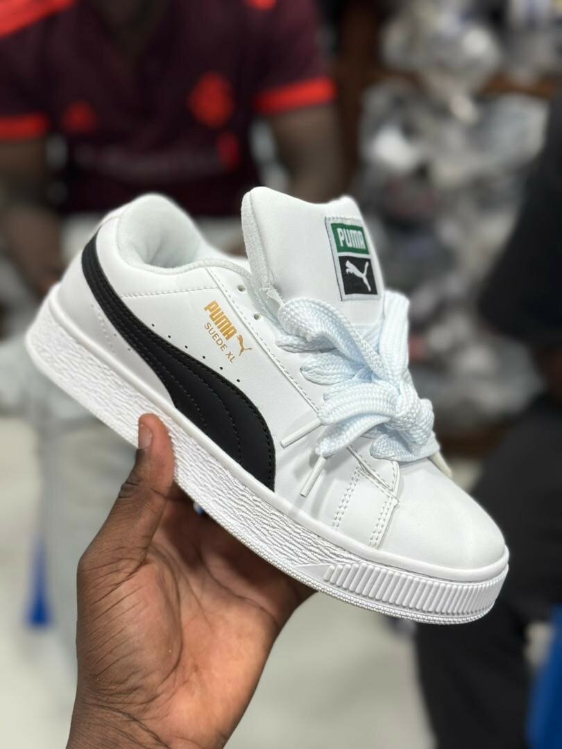 Chaussures Puma Suède