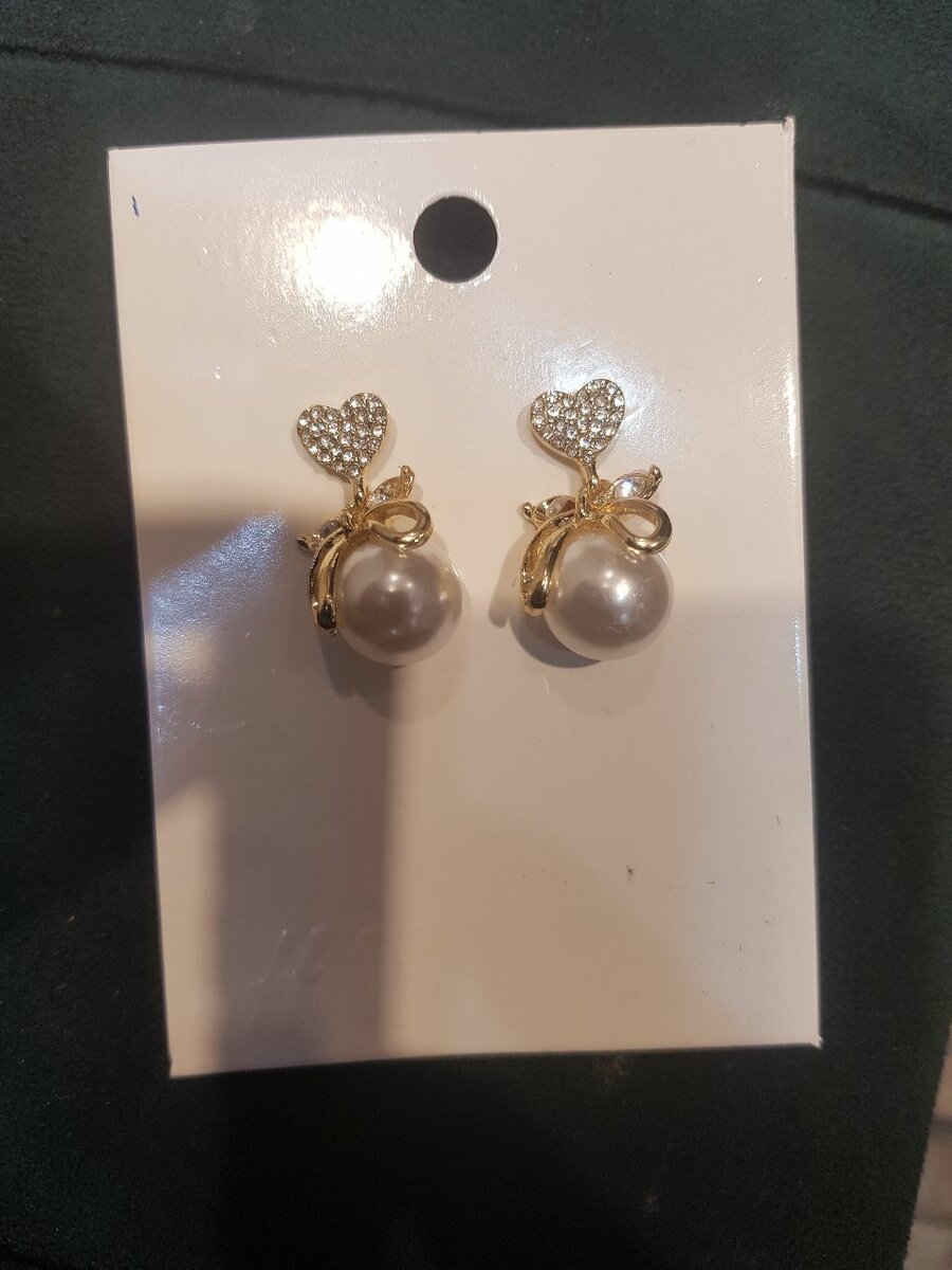Earings