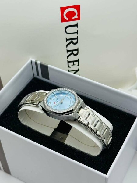 Montre CURREN femme(livraison Yango gratuite)