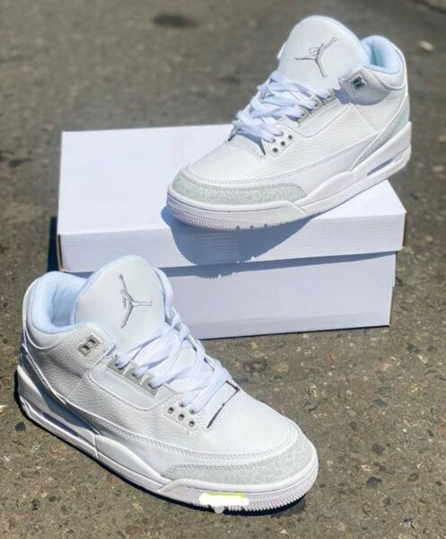 Baskets blanches élégantes