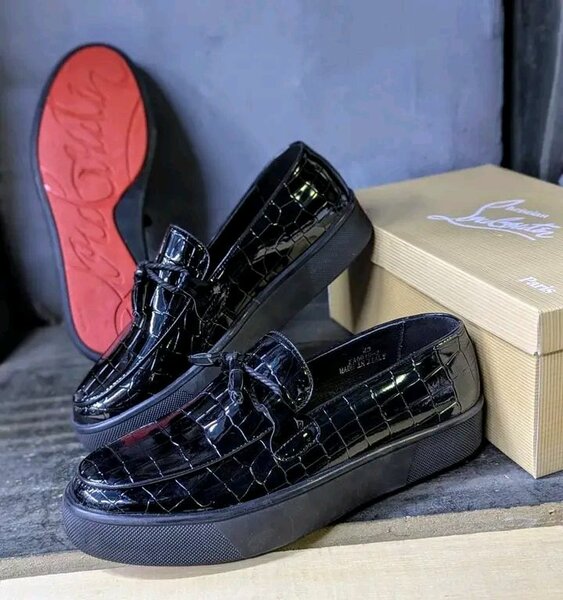 Mocassins vernis homme élégants