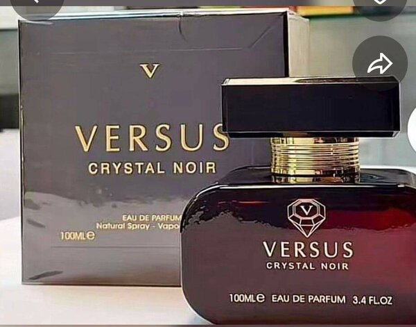 Versus Crystal Noir Parfum