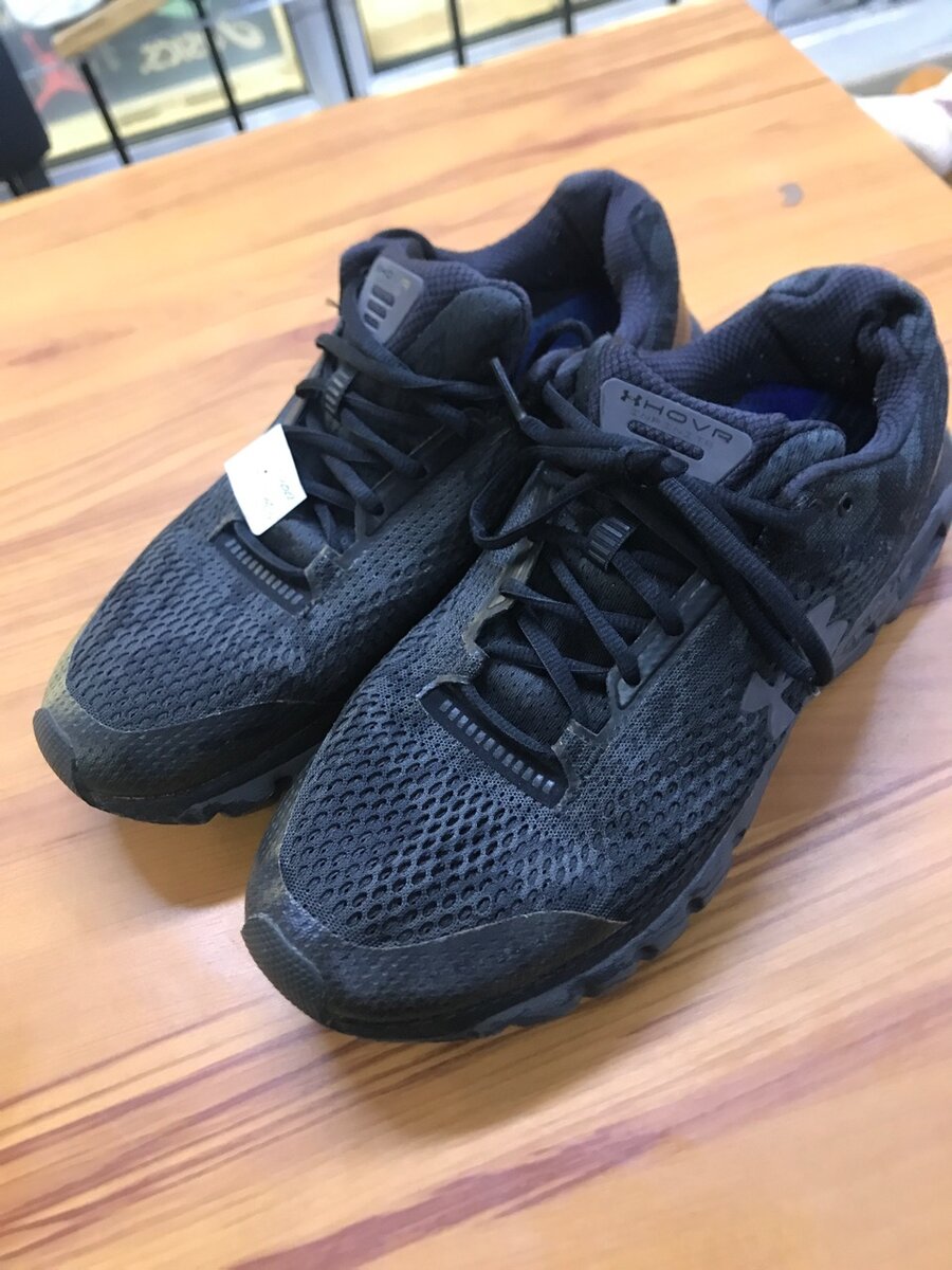 Летние кроссовки