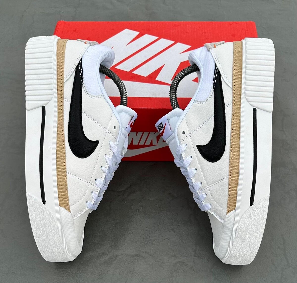 Nike Baskets Mode Homme Blanc