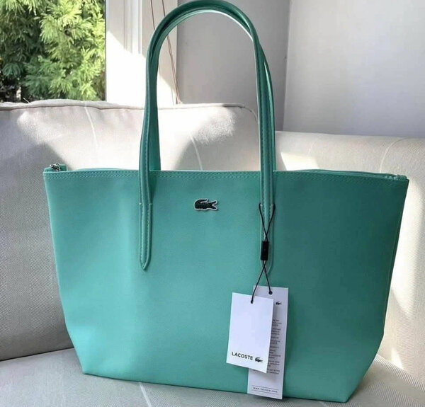 Sac cabas Lacoste élégant