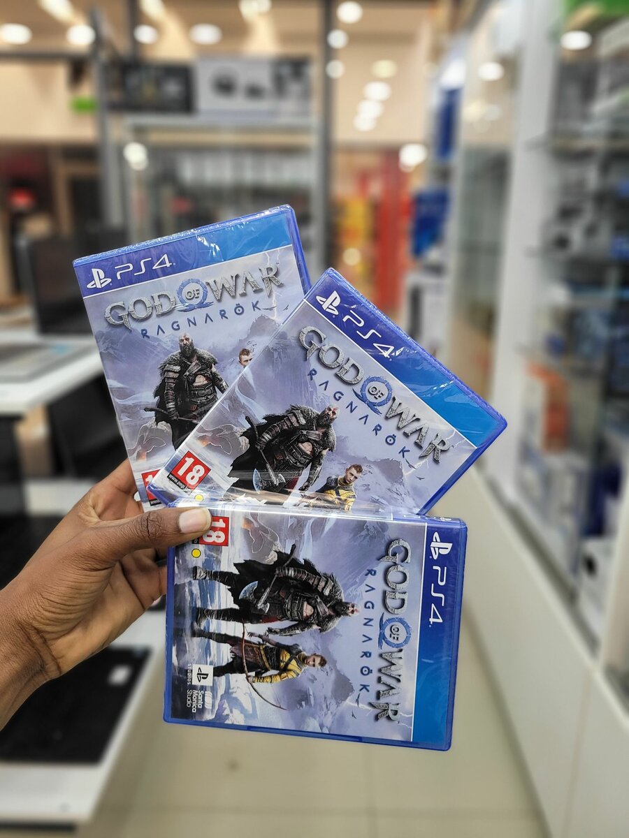 GOW RAGNAROK  /  PS5