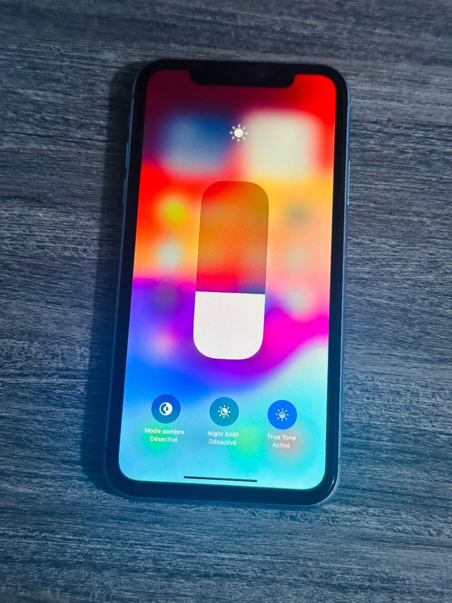 iPhone XR 64gb ( vendu avec reçu