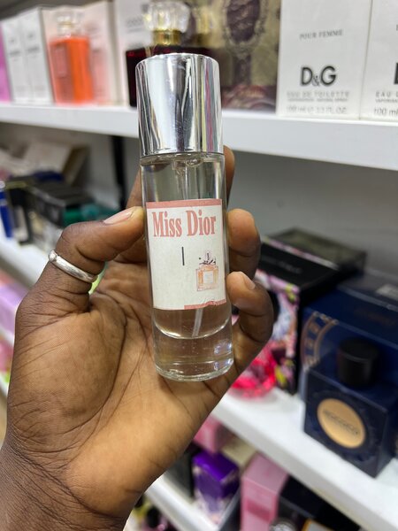 Essence de parfum