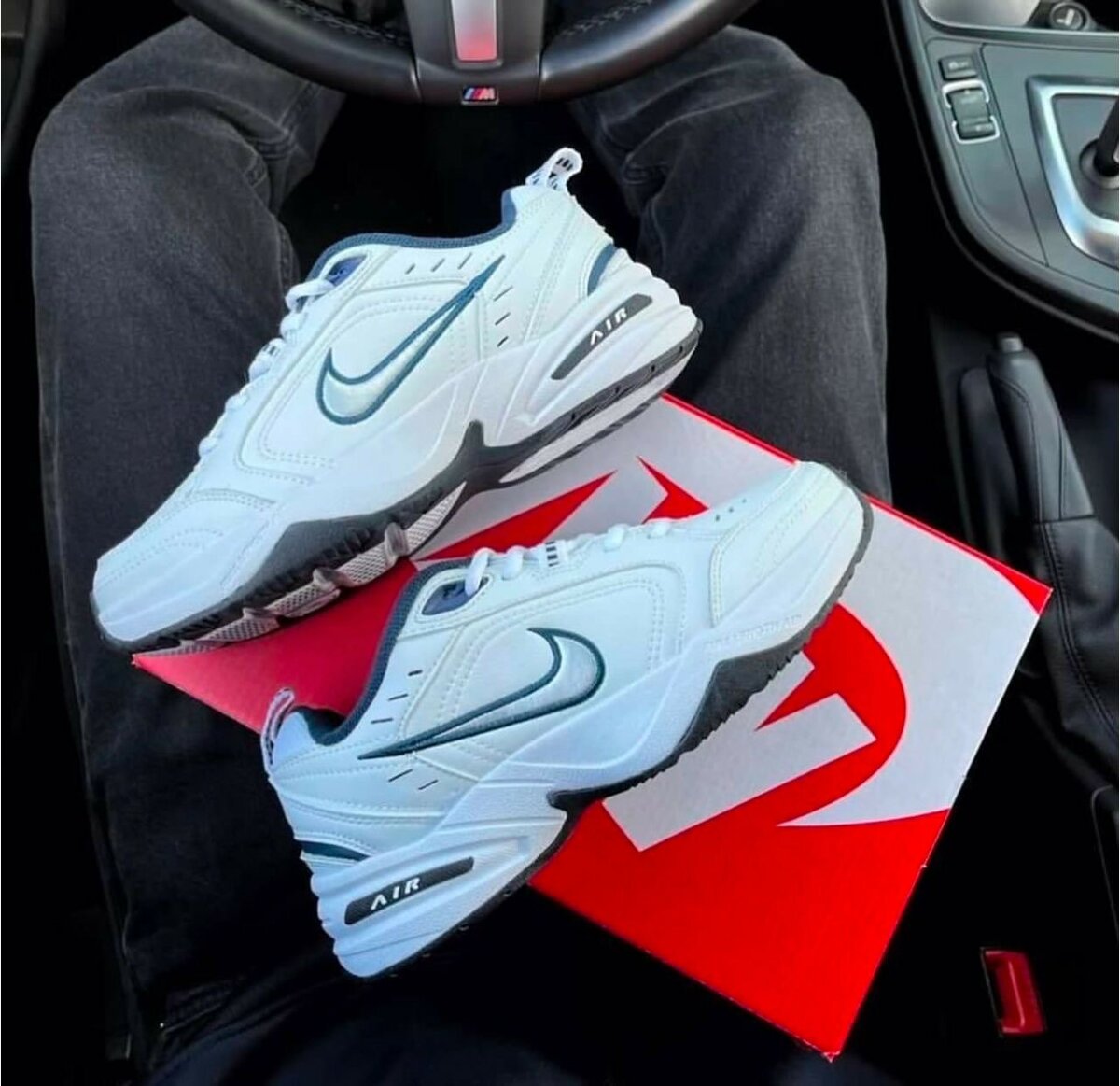 Nike Air monarch