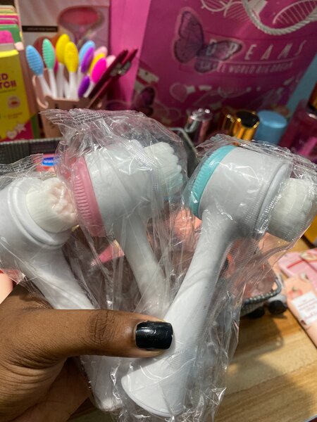 Brosse Nettoyante Visage 2-en-1