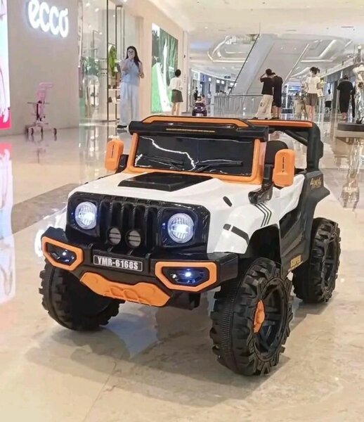 Voiture électrique tout-terrain