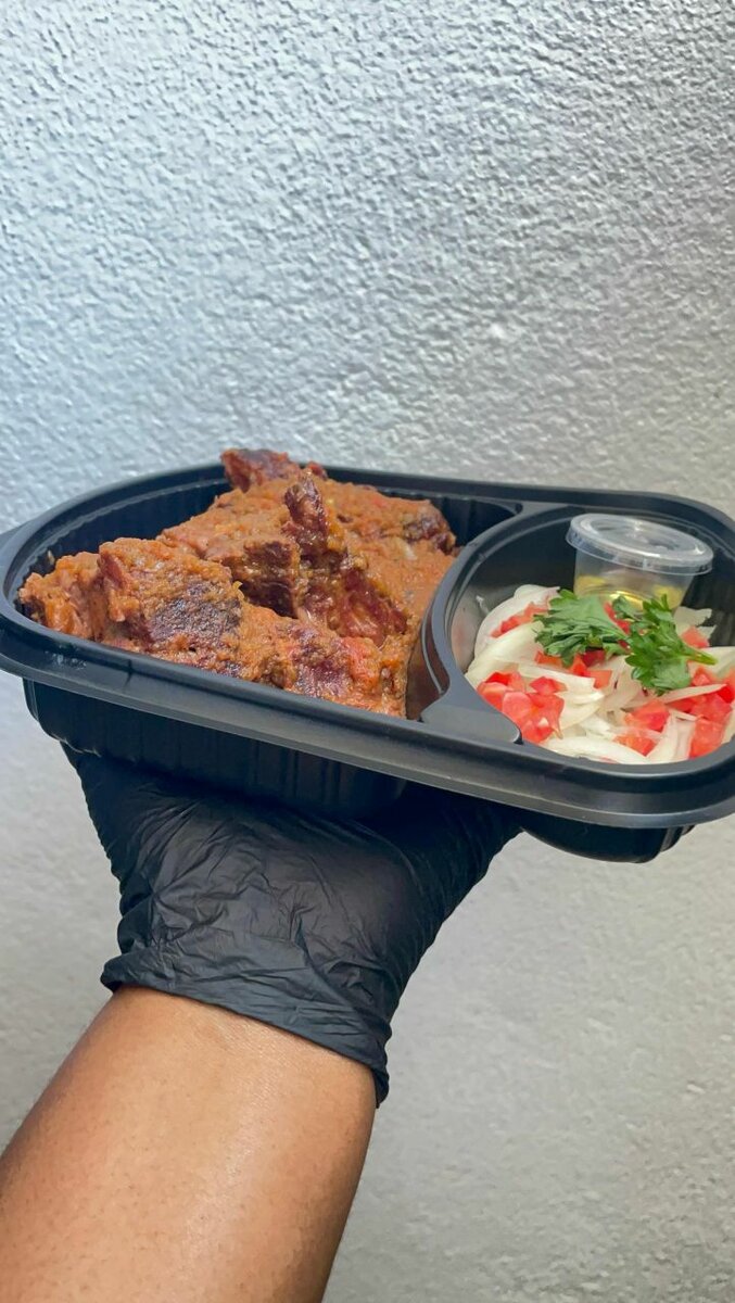 Repas Africain Épicé à Emporter