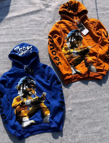 Sweat à Capuche Graphique