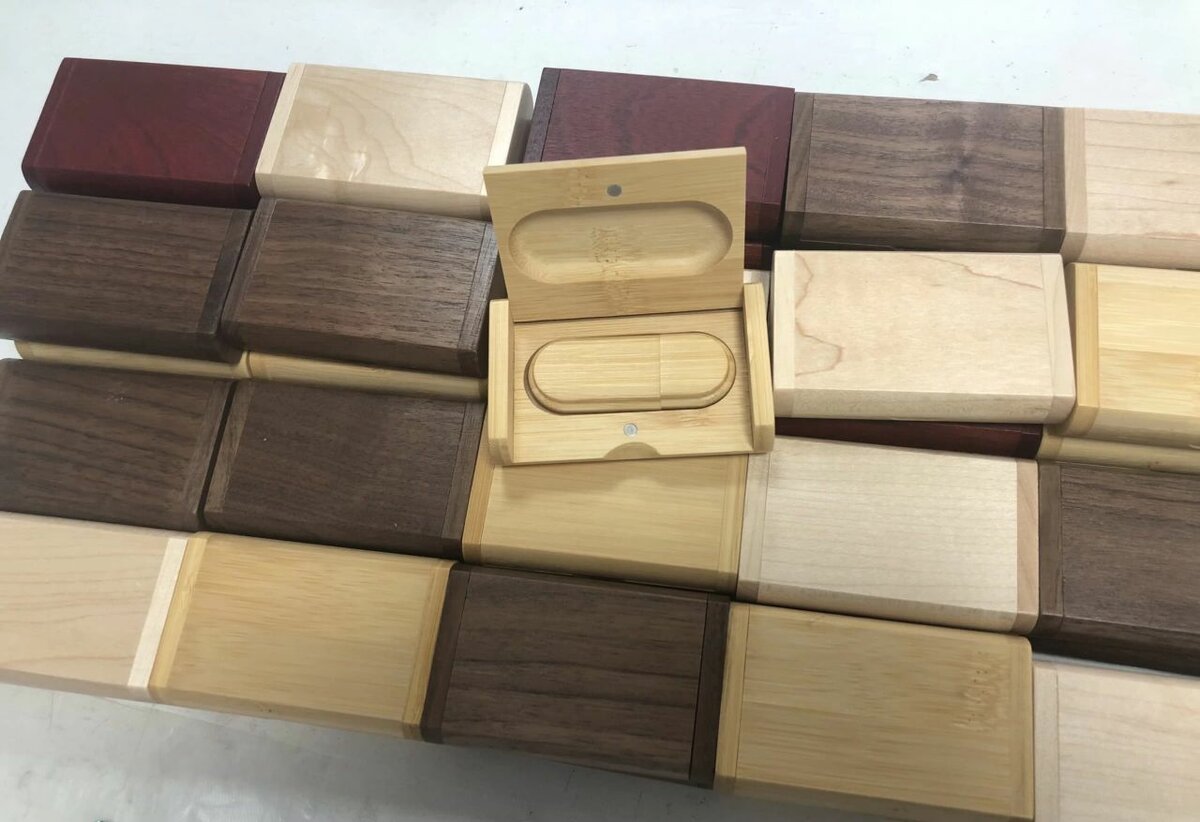 Clé USB 32 Go en bois + OTG