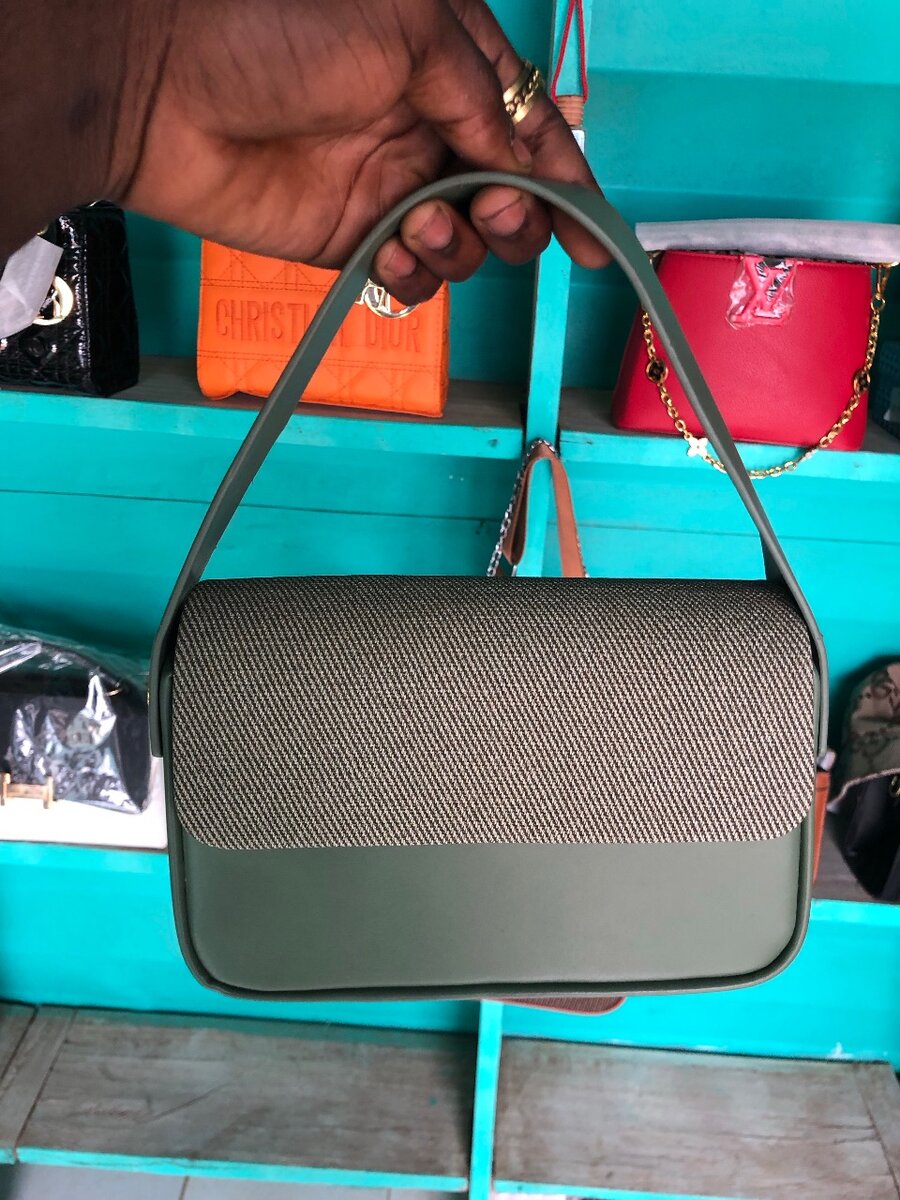 Sac à main élégant vert