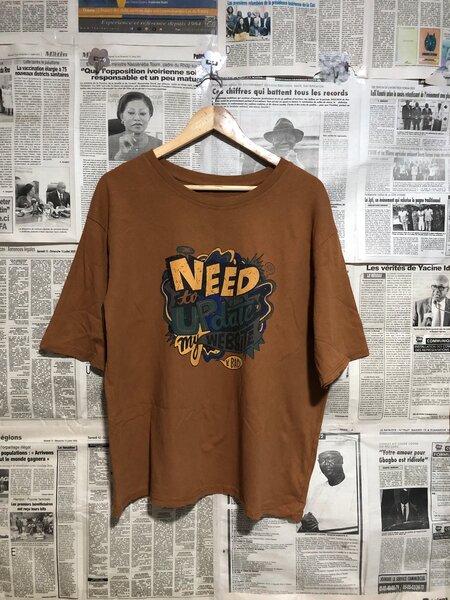 T-shirt marron unisexe imprimé