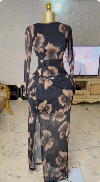Robe longue florale élégante