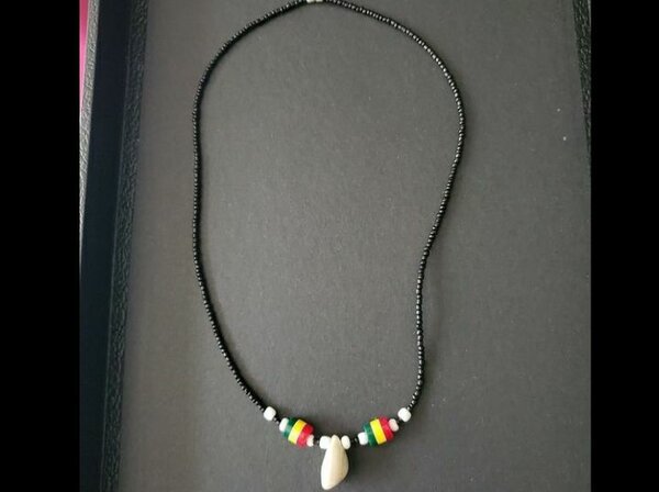 Colier perle pour homme