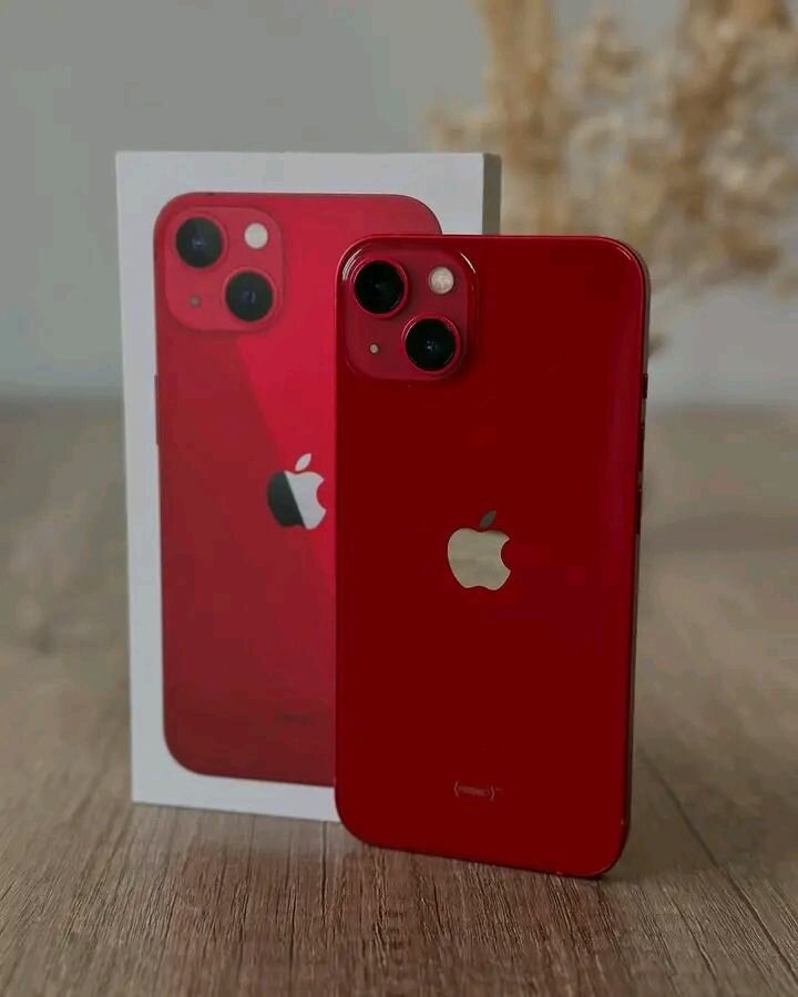 Smartphone Apple rouge élégant
