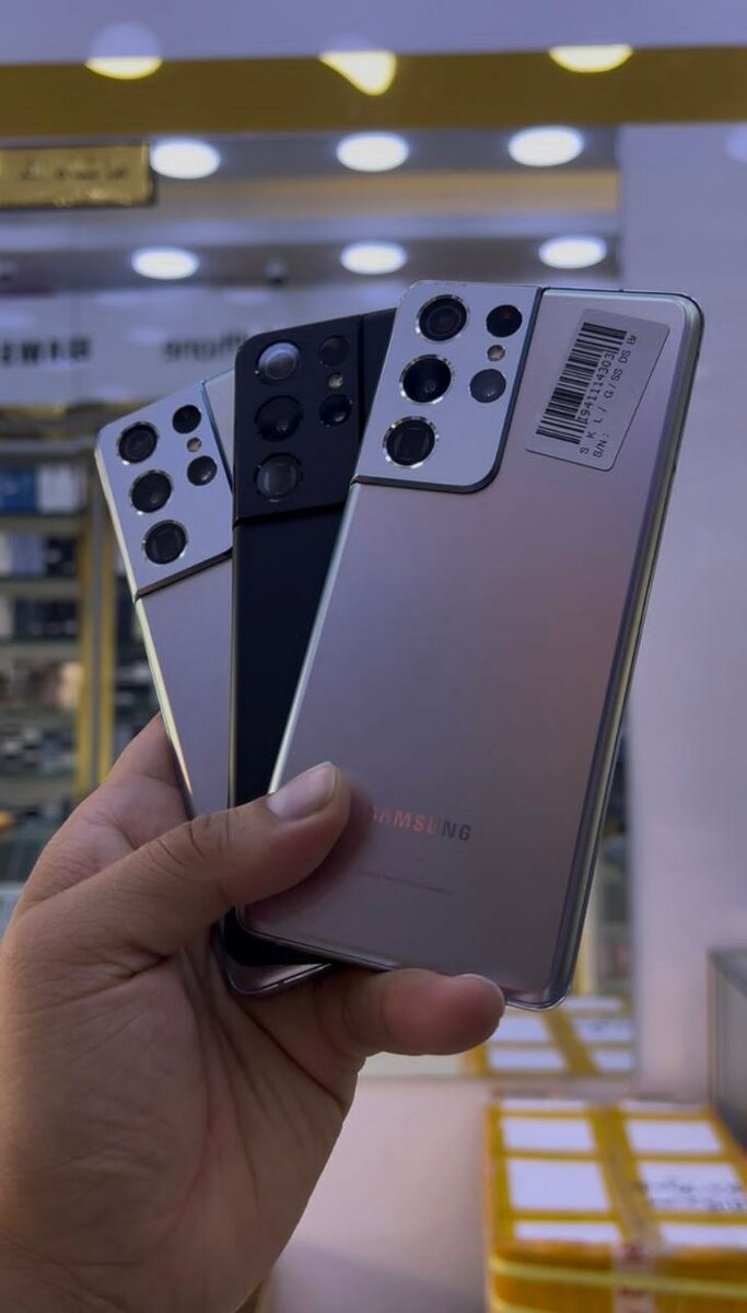 Samsung Galaxy S21 ultra.