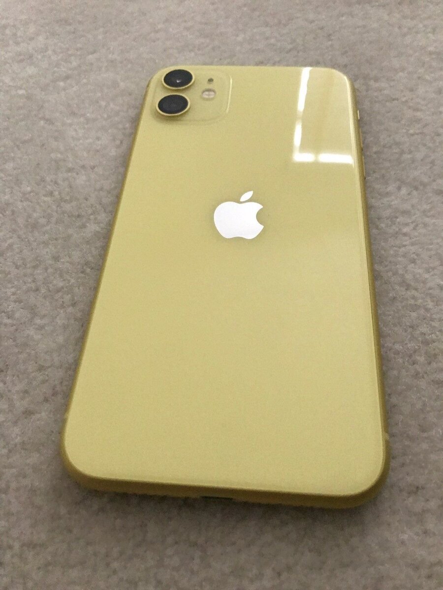 iPhone 11 - Vert et Jaune