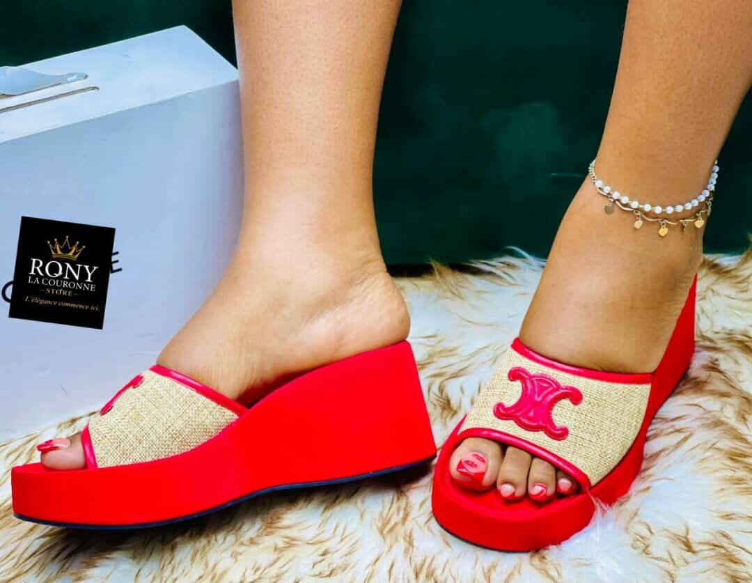 Sandales compensées femmes