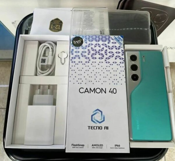Tecno Camon 40 Smartphone