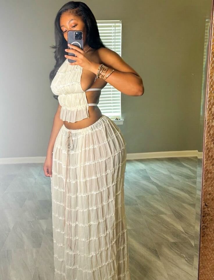 Robe midi plissée élégante