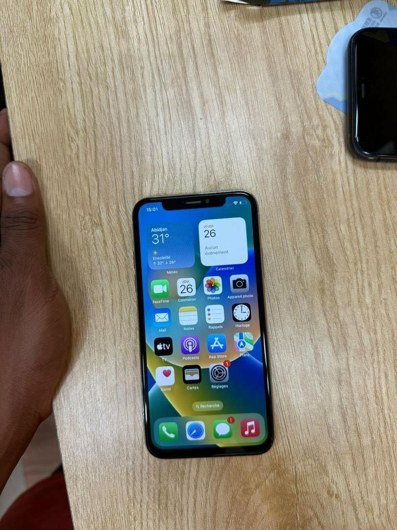 iPhone X 64go quasi neuf