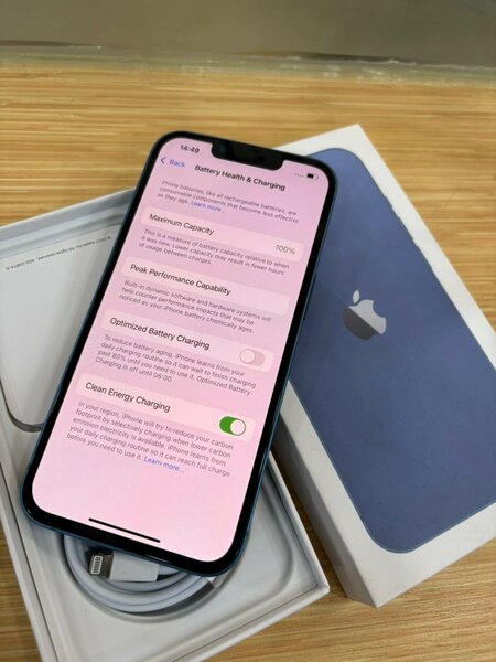 iPhone 13 128giga Quasi neuf