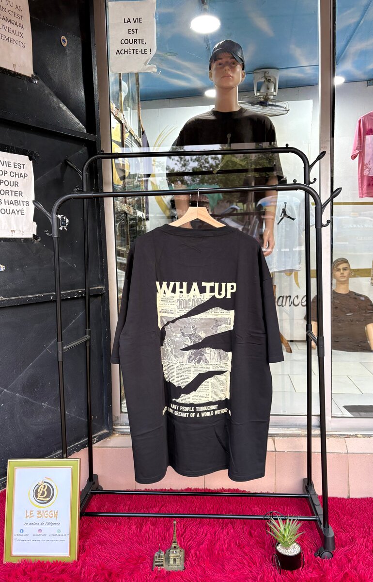 T-shirt noir graphique urban