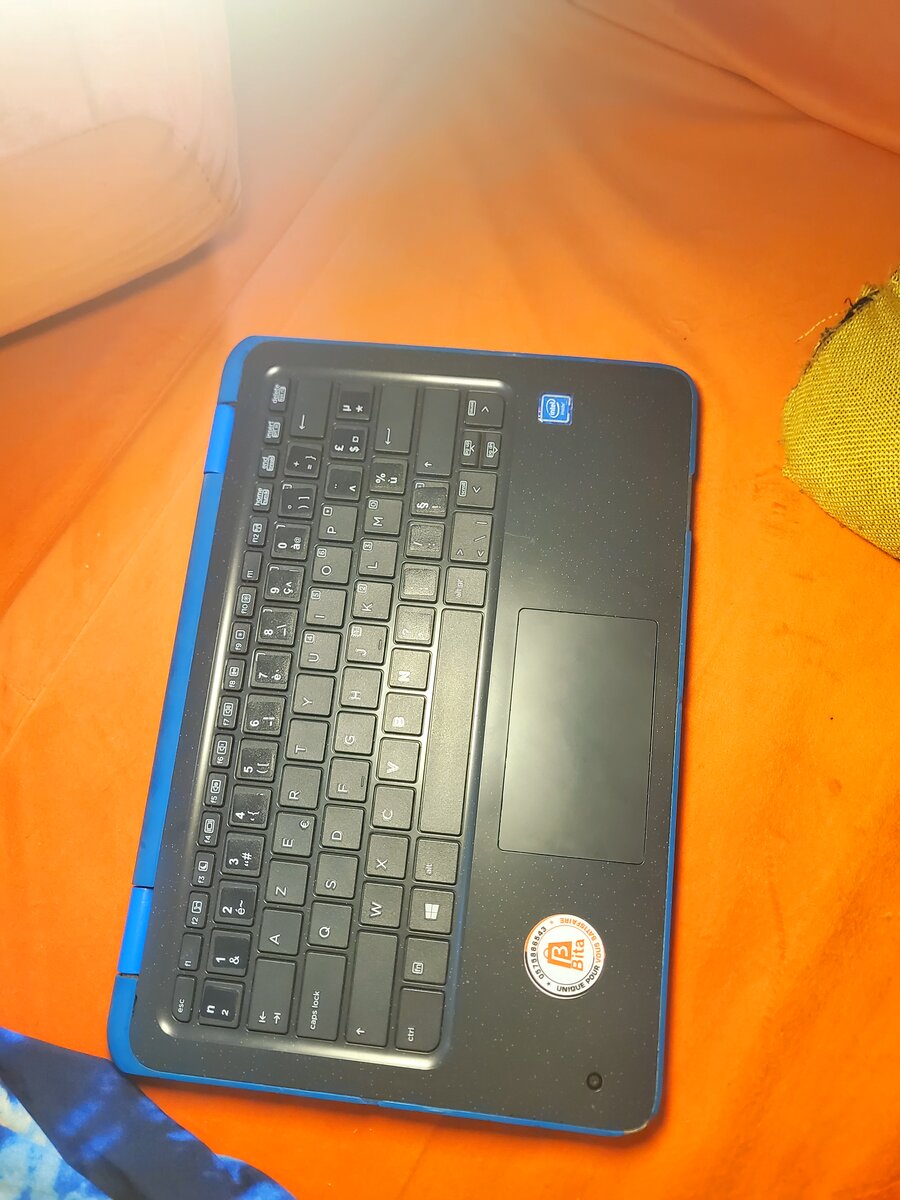 Ordinateur portable HP compact