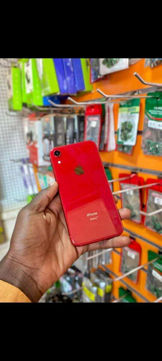 iPhone XR Rouge Neuf