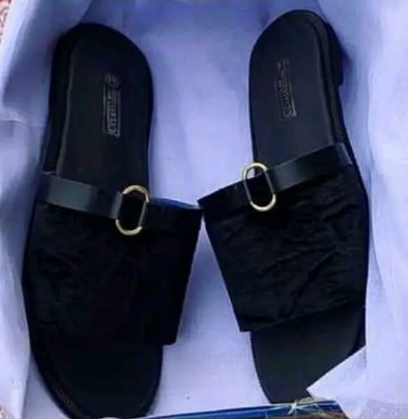 Men's sandals/ Slippers