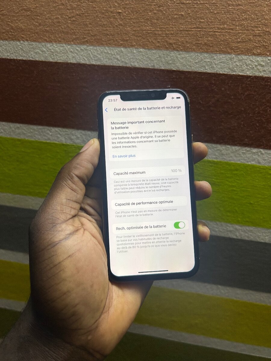 iPhone élégant neuf