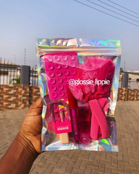 Love Goodies Box with lipglosses